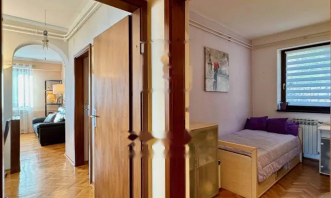 Недвижимость Четырехкомнатная квартира, Опатия: 15