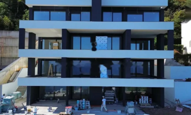 Недвижимость Четырехкомнатная квартира в центре Опатии: 1