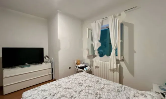 Недвижимость Трехкомнатная квартира Центр: 12