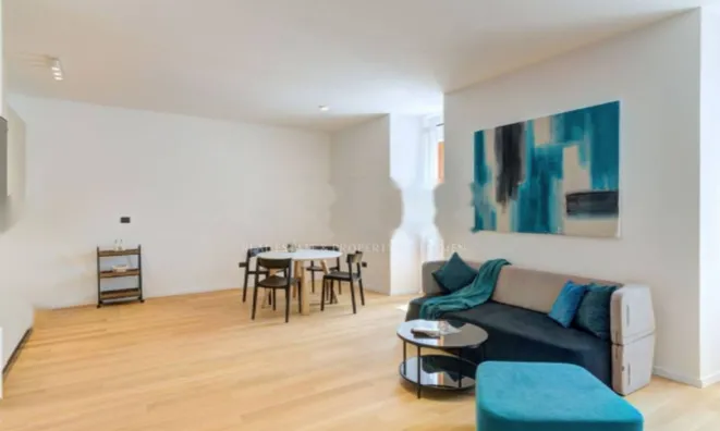 Недвижимость Двухкомнатная квартира, центр: 5