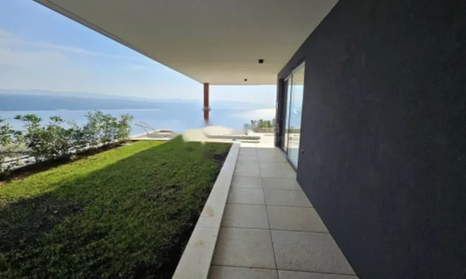 Недвижимость Четырехкомнатная квартира в Опатии: 24