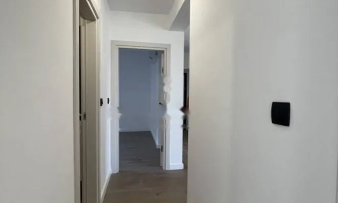 Недвижимость Трёхкомнатная квартира в центре: 10