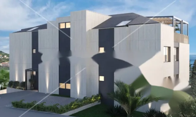 Недвижимость Трехкомнатная квартира в центре Опатии: 3