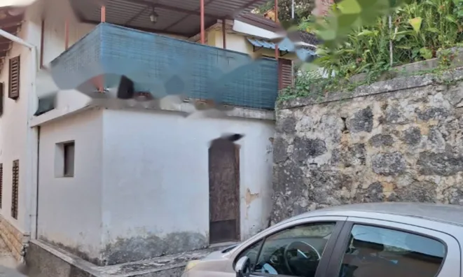 Недвижимость Семейный дом 70 м², Центр: 4