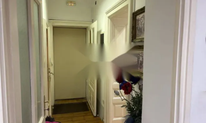 Недвижимость Двухкомнатная квартира в центре: 9