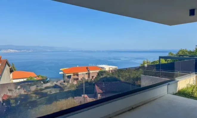 Недвижимость Квартирный дом в центре Опатии: 1