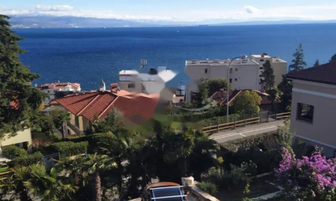 Недвижимость Трехкомнатная квартира в центре Опатии: 14