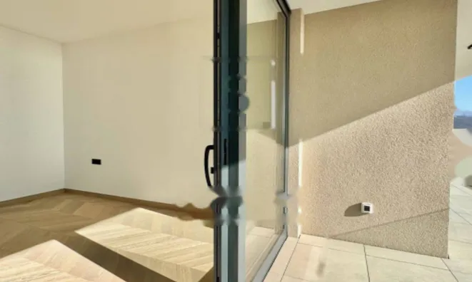 Недвижимость Двухкомнатная квартира, Опатия.: 12