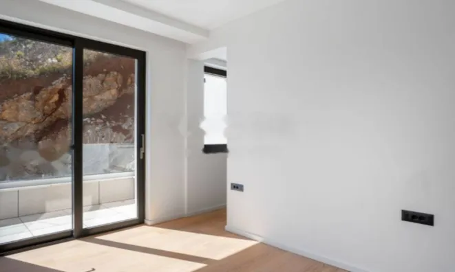 Недвижимость Четырехкомнатная квартира в центре Опатии: 12