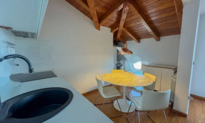 Недвижимость Трёхкомнатная квартира в центре: 11