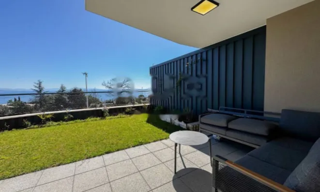 Недвижимость Трёхкомнатная квартира в центре: 2