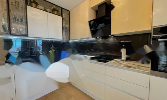 Недвижимость Трёхкомнатная квартира в центре: 8