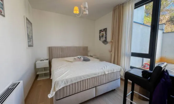 Недвижимость Трёхкомнатная квартира в центре: 16