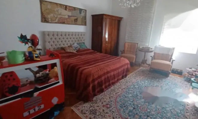 Недвижимость Трёхкомнатная квартира, Центр: 3