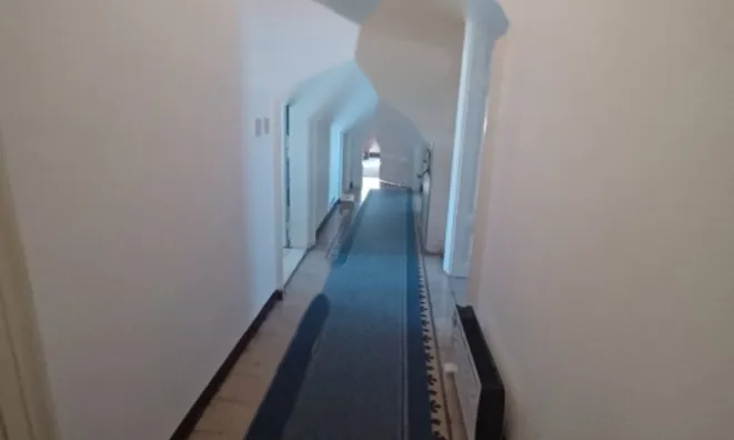 Недвижимость Трёхкомнатная квартира, Центр: 5