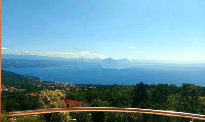 Недвижимость Трехкомнатная квартира, Опатия: 2