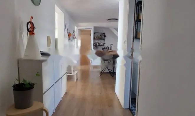 Недвижимость Четырёхкомнатная квартира в центре: 8