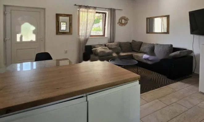 Недвижимость Четырехкомнатная квартира в центре Опатии: 9