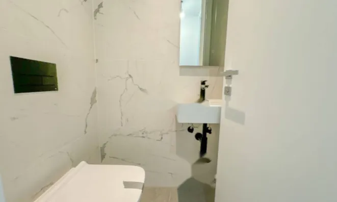 Недвижимость Трехкомнатная квартира Центр: 17