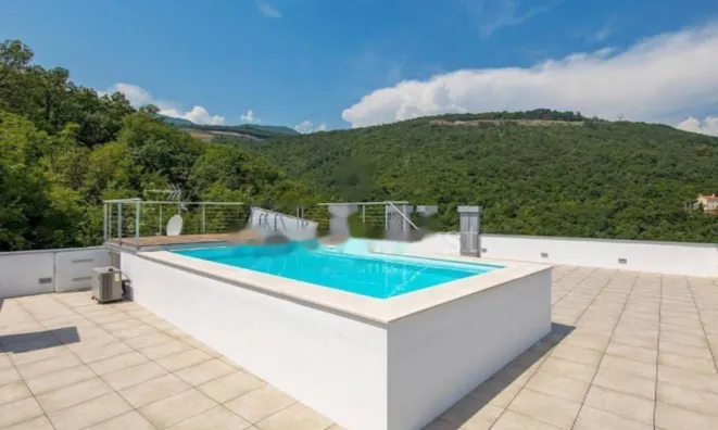 Недвижимость Четырехкомнатная квартира в центре Опатии: 13