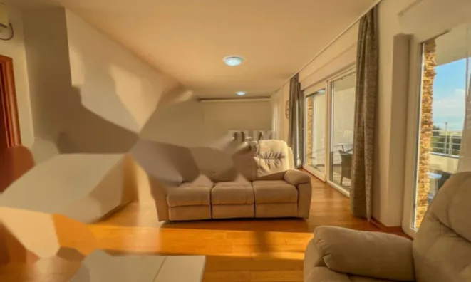 Недвижимость Трёхкомнатная квартира в Опатии: 1