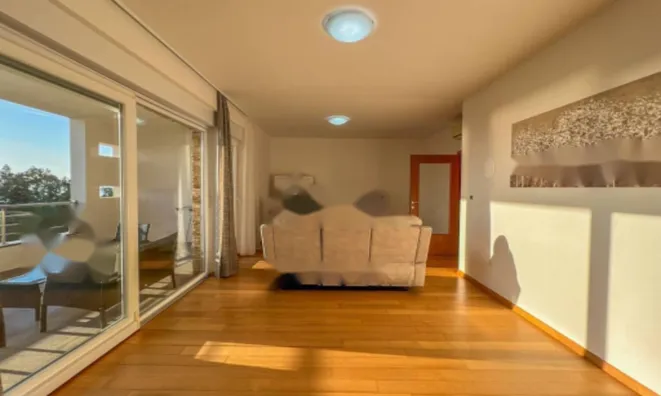 Недвижимость Трёхкомнатная квартира в Опатии: 4