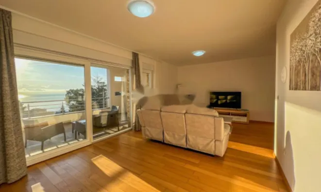 Недвижимость Трёхкомнатная квартира в Опатии: 5