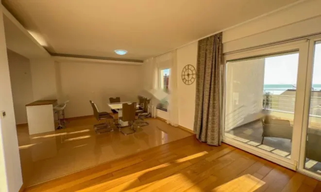 Недвижимость Трёхкомнатная квартира в Опатии: 6