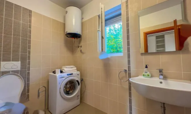 Недвижимость Трёхкомнатная квартира в Опатии: 11