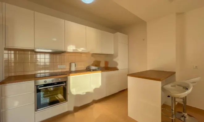 Недвижимость Трёхкомнатная квартира в Опатии: 12