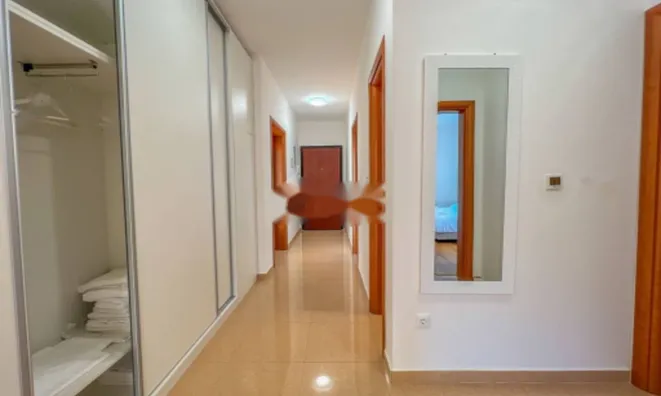 Недвижимость Трёхкомнатная квартира в Опатии: 17