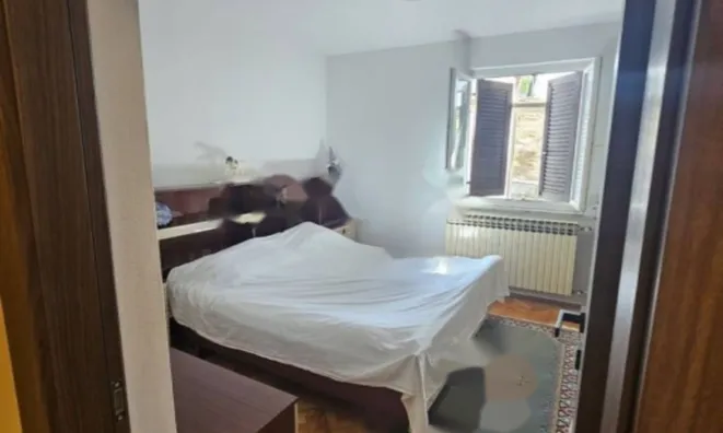 Недвижимость Четырехкомнатная квартира, Центр: 12