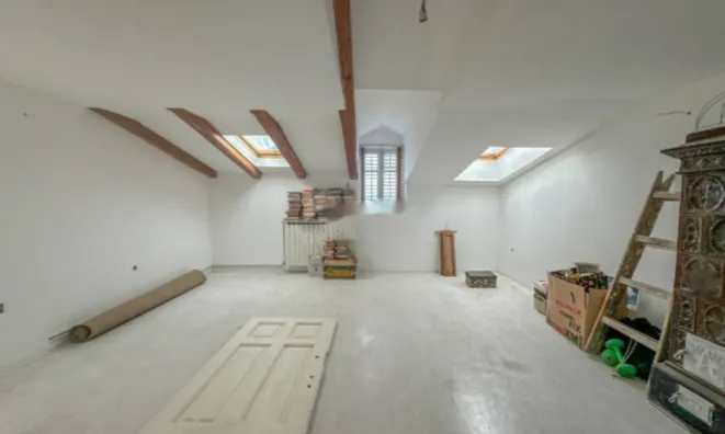 Недвижимость Четырехкомнатная квартира в Центре: 9