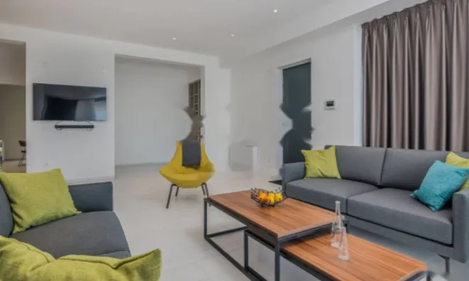 Недвижимость Семейный дом 247 м² в Центре: 8