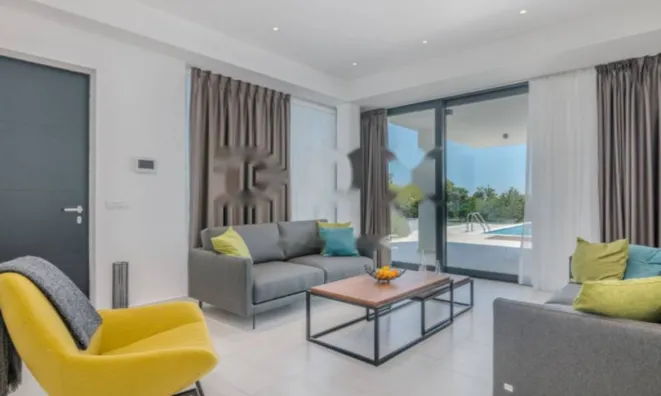 Недвижимость Семейный дом 247 м² в Центре: 9