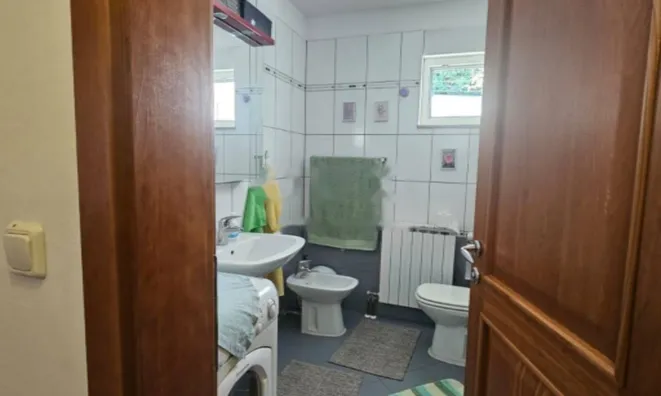 Недвижимость Трёхкомнатная квартира, Центр: 13