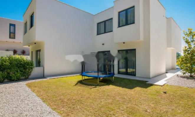 Недвижимость Новое семейное жилье в центре: 21