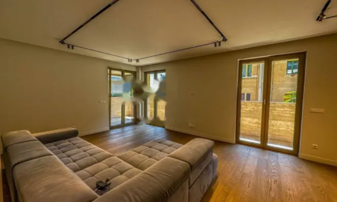 Недвижимость Трехкомнатная квартира в Опатии: 1