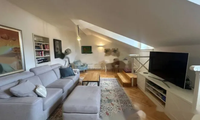 Недвижимость Четырехкомнатная квартира в Центре: 2