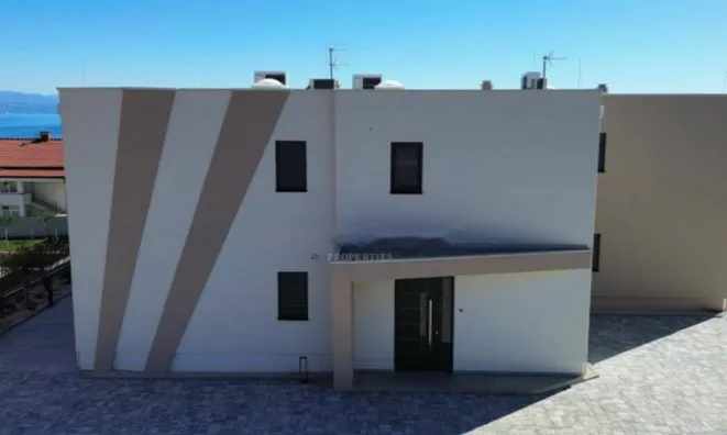 Недвижимость Дом в Опатии, 4 комнаты: 1