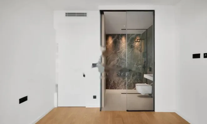 Недвижимость Четырехкомнатная квартира, Центр, Опатия: 19