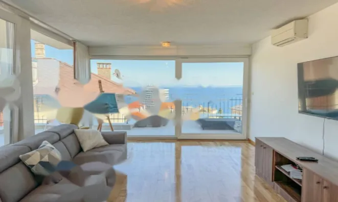 Недвижимость Четырёхкомнатная квартира в центре Опатии: 1