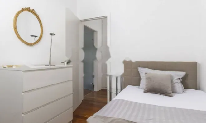 Недвижимость Трехкомнатная квартира Центр: 23