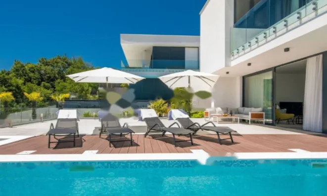 Недвижимость Новое жилье в центре Опатии: 8