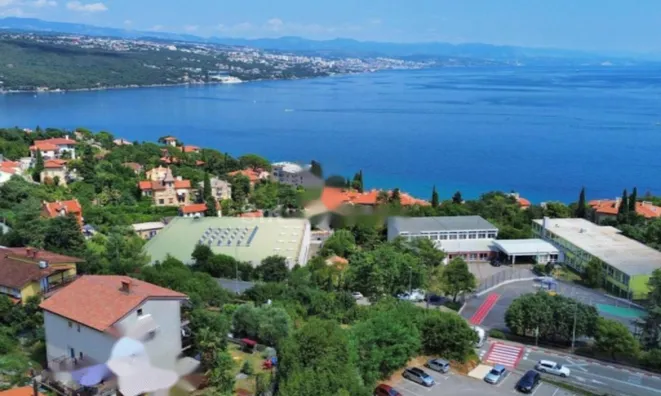 Недвижимость Четырёхкомнатная квартира, Опатия: 11