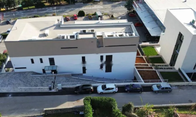 Недвижимость Четырёхкомнатная квартира, Опатия: 13