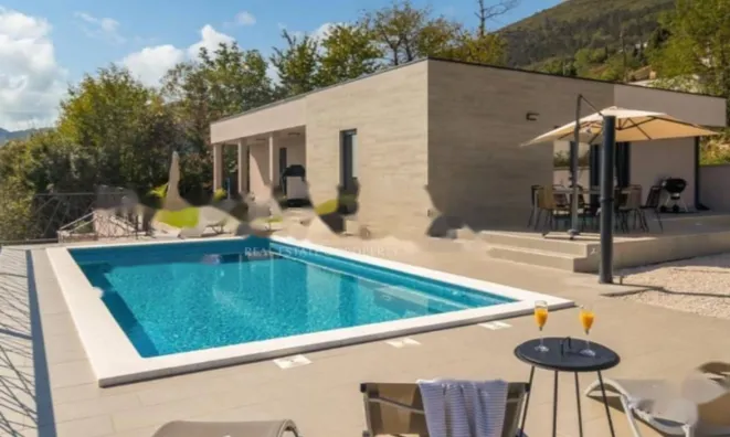 Недвижимость Семейный дом, Центр Опатии: 2