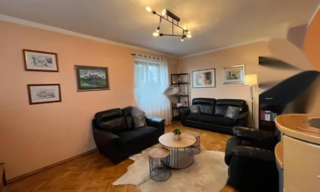 Недвижимость Четырехкомнатная квартира Центр: 4