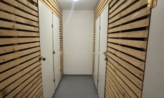 Недвижимость Двухкомнатная квартира в центре: 15