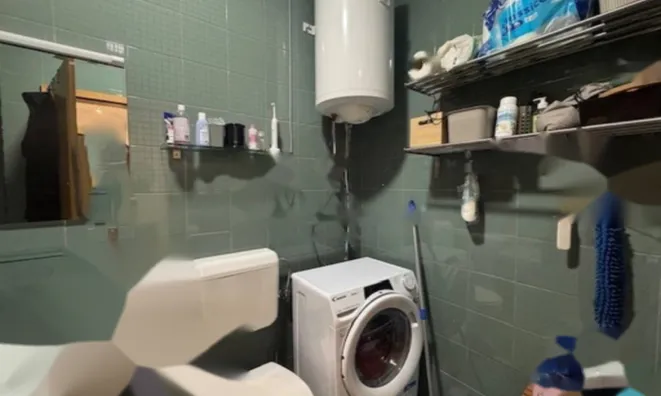 Недвижимость Двухкомнатная квартира в центре: 17